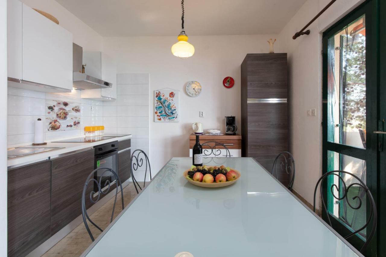 Holiday Home Barbara Trogir Dış mekan fotoğraf