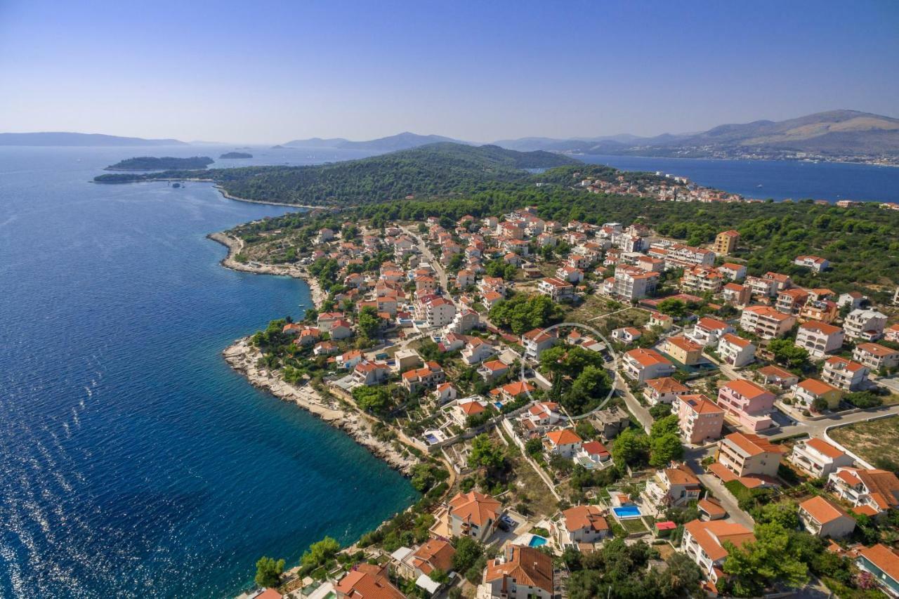 Holiday Home Barbara Trogir Dış mekan fotoğraf
